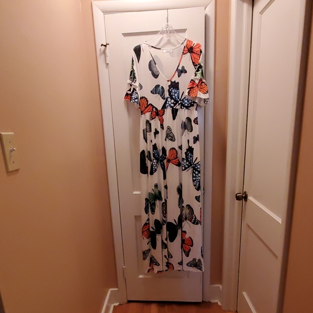 Women's Robe - Picture 4 of 7